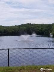 Mohegan Park