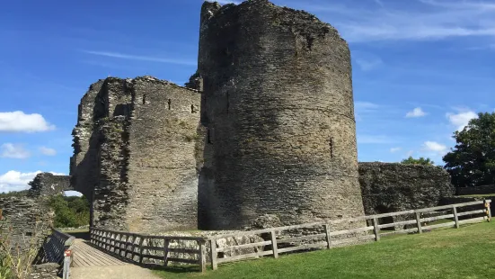 National Trust - Cilgerran Castle