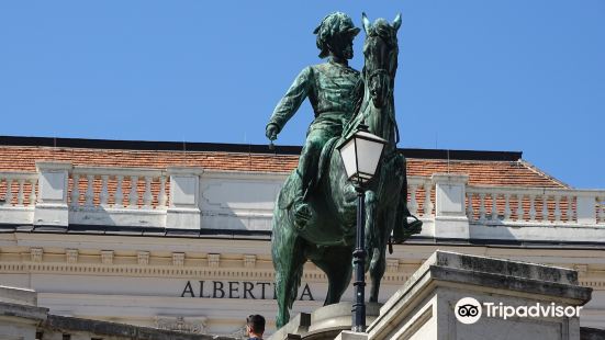 Denkmal Erzherzog Albrecht