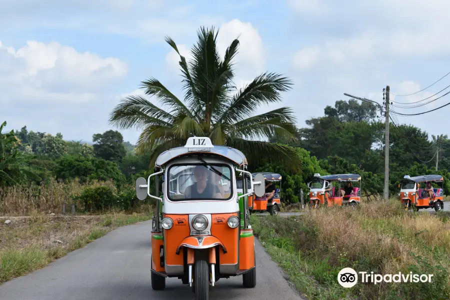 The Tuk Tuk Club