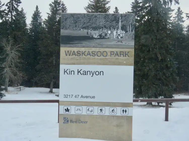 Hotels near Kin Kanyon Park