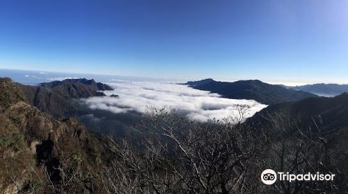 障子岳