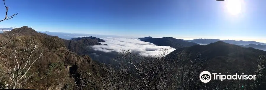 障子岳