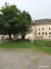 Schloss Moosham und Apartments beim Schloss