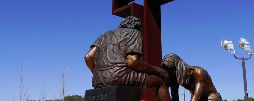 The Coming King Sculpture Prayer Gardens
