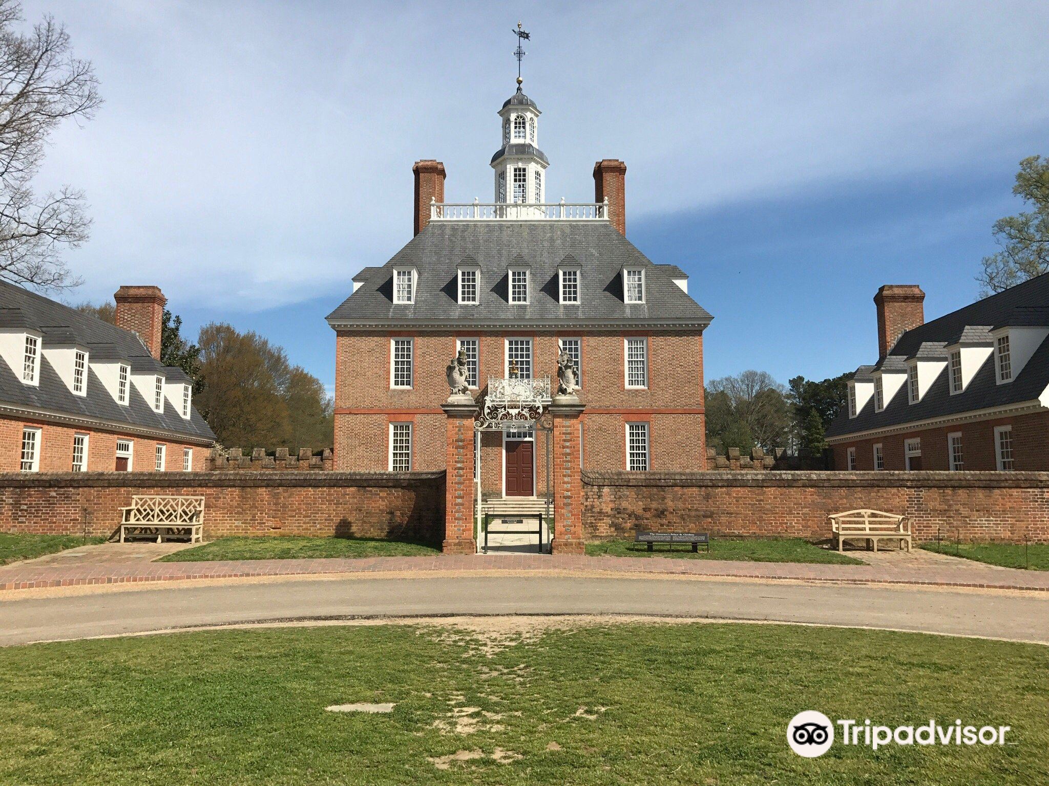 Colonial Williamsburg Visitor Center: ภาพถ่าย, แผนที่ & รีวิว [2023 ...