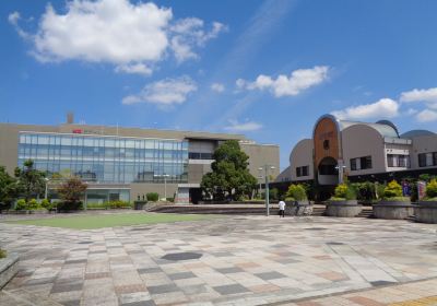 米子駅前だんだん広場