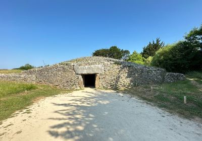 Megaliths of Locmariaquer / Merchants' Table