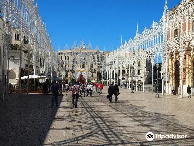 Piazza del Ferrarese