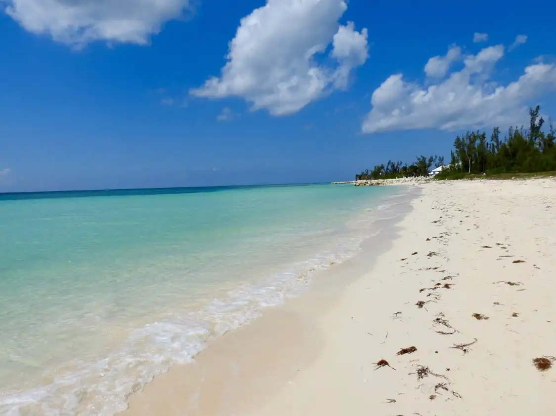 Hotels near Xanadu Beach