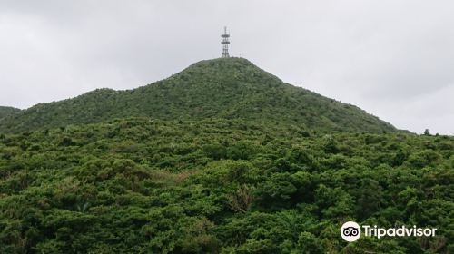 宇良部岳