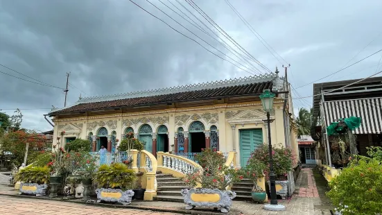 Binh Thuy Ancient House