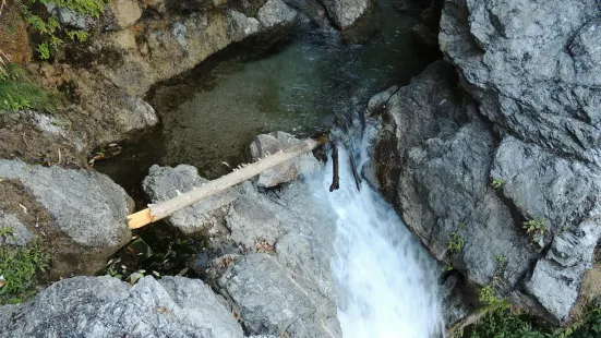Jharipani Waterfall