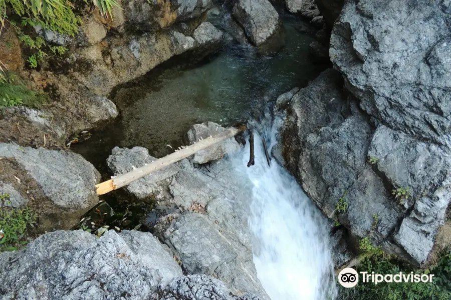 Jharipani Waterfall