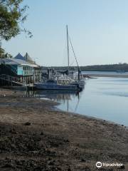 Carlo Point Marina