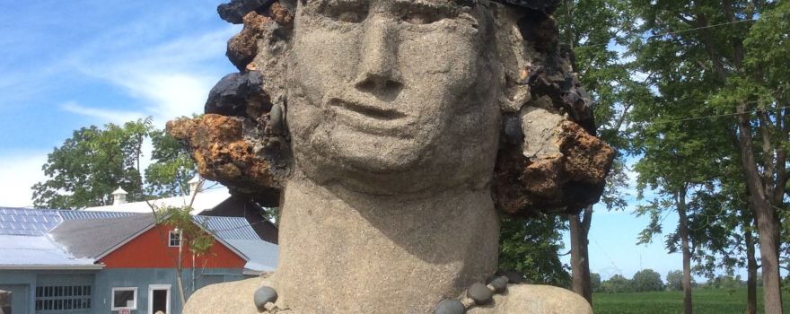 Laithwaite Apple Park Statues