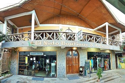 El Nido Boutique & Artcafe