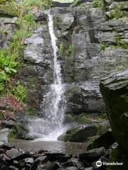 Starohutsky vodopad