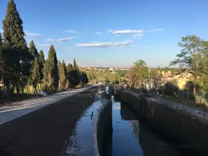 The nine Locks of Fonseranes