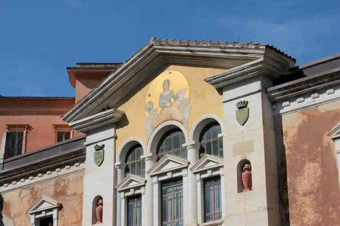 Hotel in zona Biblioteca Civica