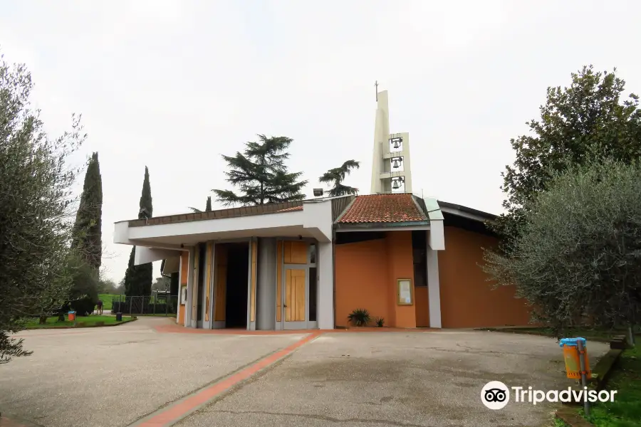 Chiesa del Santissimo Nome di Gesu ai Bassi