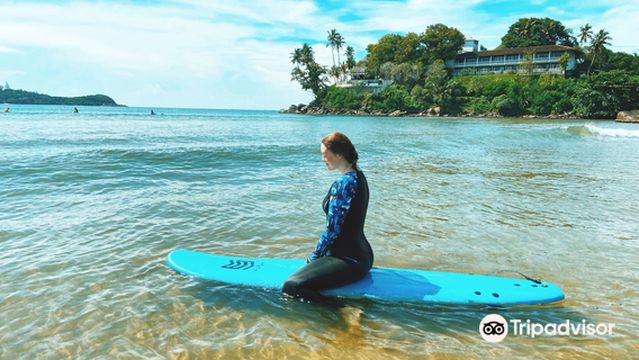 Nalu Surf School & Shop Unawatuna Sri Lanka