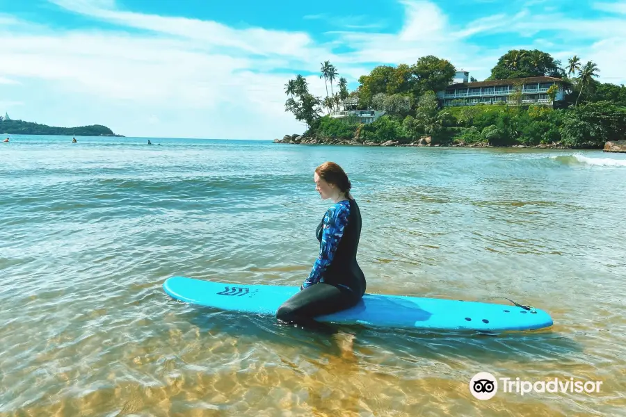 Nalu Surf School & Shop Unawatuna Sri Lanka