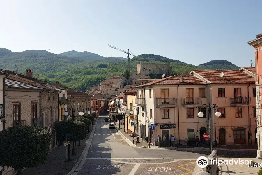 Castello Caracciolo di Brienza