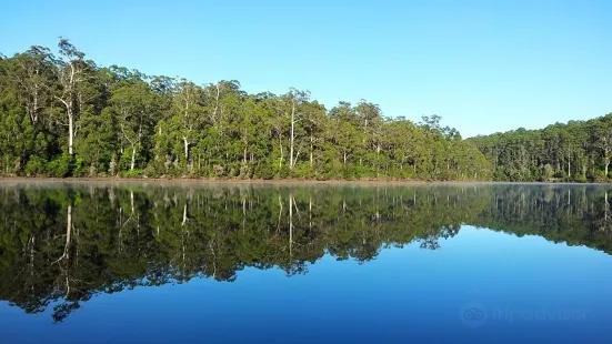 Big Brook Dam Foreshore & Picnic Area