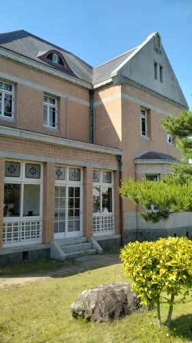 Tajiri