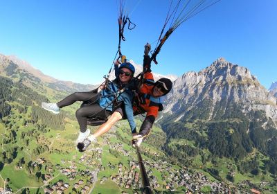 Paragliding Jungfrau （Top of Paragliding）