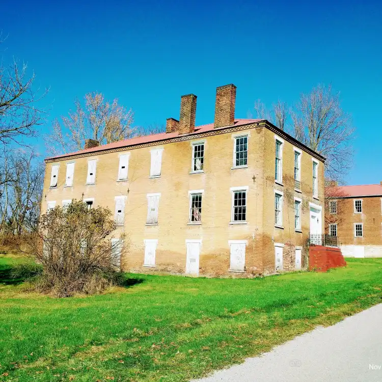 Hotels in East Huntingdon Township
