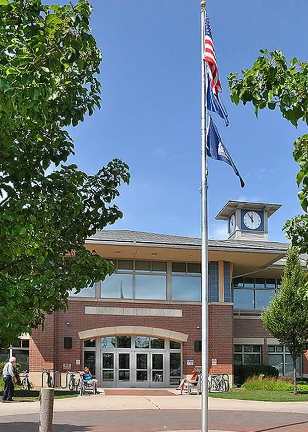 Hotels near Traverse Area District Library
