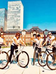 OFF-STREET CYCLING TOKYO ( English Small-Group Cycling Bike by Locals )