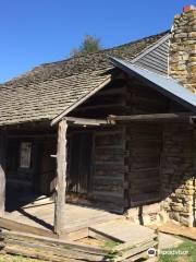 Bell Witch Cave and Cabin