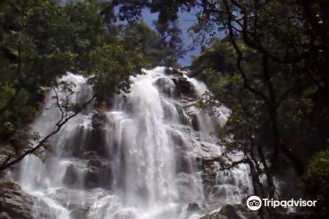 Cachoeira das Laranjeiras - Tapiraí/MG