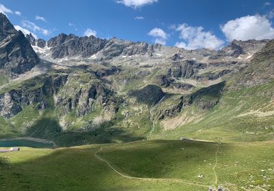 Lago di Cignana