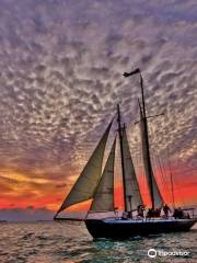 Schooner Hindu and the Cutter Bloodhound