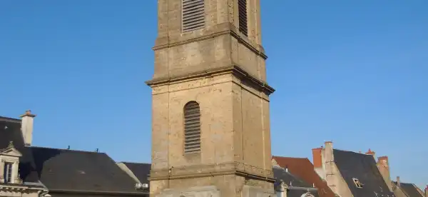 Hôtels à : Decize