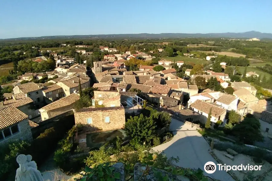 Tour de Chamaret