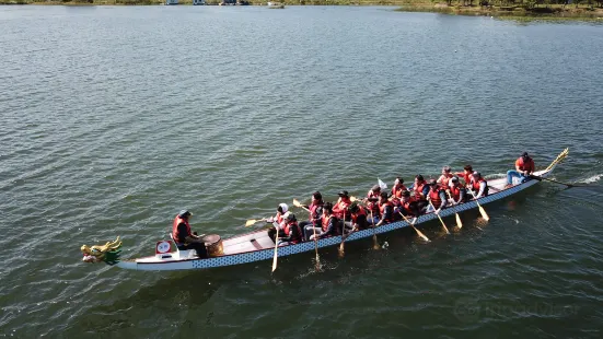 Dongdong Canoe