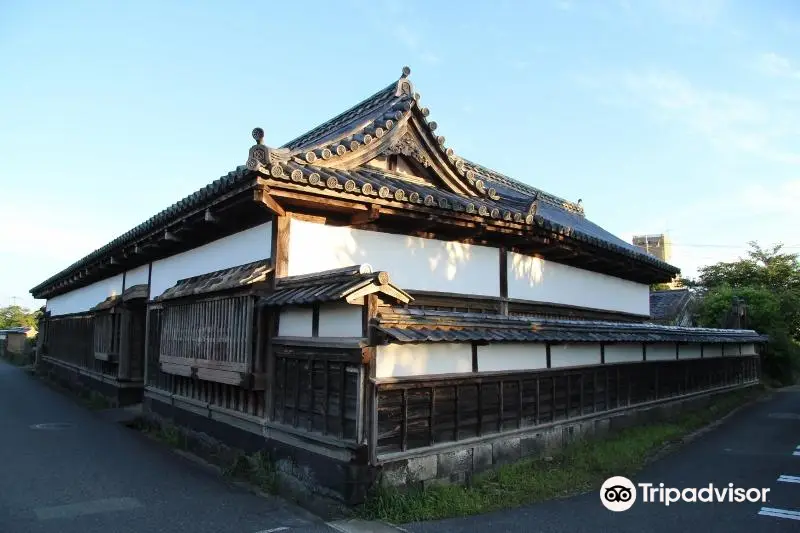 Former Sufu Family Nagaya Gate