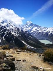 Sealy Tarns Track