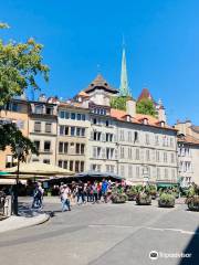 Place du Bourg-de-Four