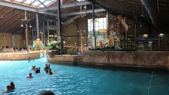 Split Rock Resort Indoor Waterpark