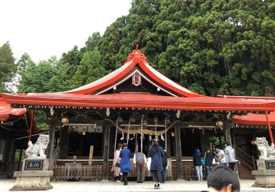Kanahebisui (Golden Snake Water) Shrine