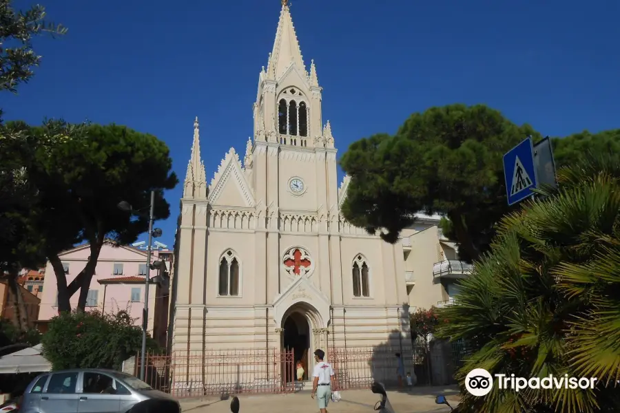 Chiesa Ave Maris Stella A Borgo Marina