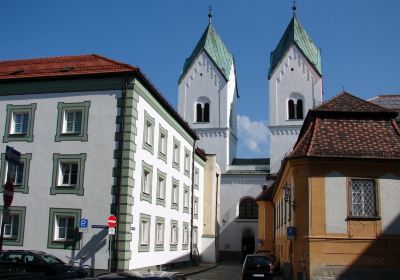 Kloster Niedernburg