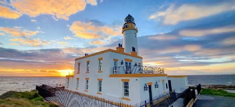 Hotels in Girvan