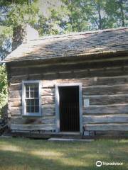 Kinmundy Log Cabin Village